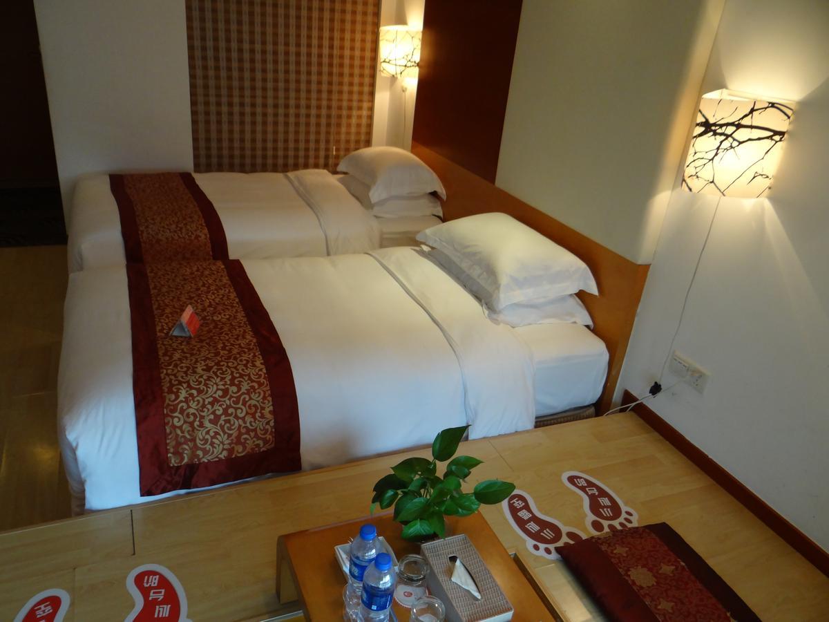 Maihao International Hotel Châu Hải Ngoại thất bức ảnh